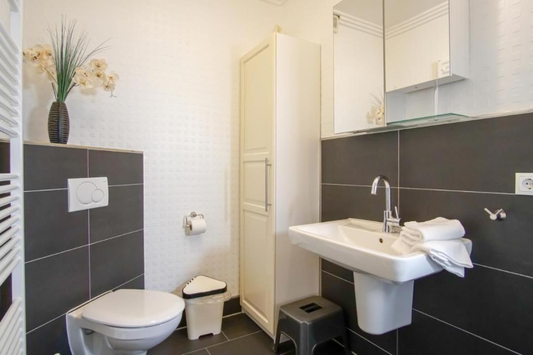 Strandhotel-Heiligenhafen-Wohnung-120-Wellenreiter-Typ-Ii Bagian luar foto